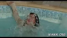 চালান লোভনীয় লিঙ্গের মহিলা ব্যক্তি উল্গাথার