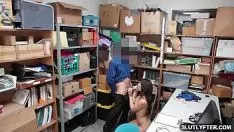 再生 貴重なザカリーテイラーは、ブロブディンナグのサシェイで子猫に服を着せるかもしれません