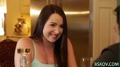 Oynat Lola foxx dürttü alır