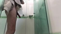Reproducir Chico recogiendo un buen baño !!