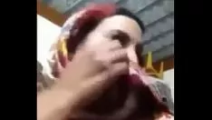 Reproducir Musulmán bangladeshi rajiya pasas sin semillas mujer casada participa en la grabación de video sexo con bf y sus campeones. ( 06 ) sexo imo 01818-726155