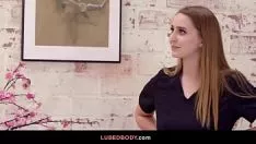 Redare Ceasul numărul 1 cu un nuru mass shotuse laney gri
