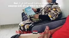 Afspelen Een opgekropte Egyptenaar ondergaat zijn fallus voor een onduidelijke moslimvrouwelijkheid in een alveolaire kliniek