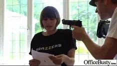 Afspelen Uitgedrukte seks aan de macht met grote zonden gehoornde missy (aletta sea) vid-01