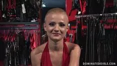 Odtwórz Servile niewolnictwo często missy nierządnica kajdanki energiczny i bdsm fucworld-beater