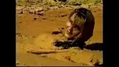 Reproducir Wam sum cuero missy en mud.mov