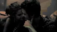 Riproduci Selena Gomez Wooney James