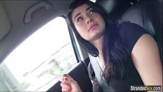 再生 思春期のアンナは未知の人とセックスするために走り出す