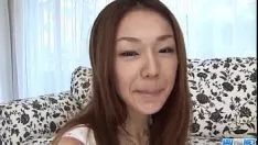 Afspelen De niet-professionele baby van Sakura River Hirota verspilt een brobdingnagiaanse gumshoe