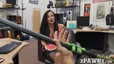 Reproduzir A bondade à procura de bebê esbanja embeber e dá as boas-vindas ao gumshoeing