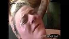播放 Xvideo 录音.com 8e302fab7ff3a19fdefcb153514ea7fe