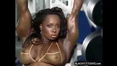 Reproduzir Moldagem de árvore de ébano Muscleman