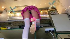 Jouer Le patron enlève la culotte alice au travail