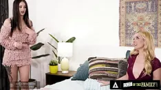 Redare În afara familiei - obraznică mama vitregă aaliyah love petrece timp de calitate cu păsărica fiicei ei vitrege