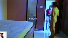 চালান কেএফসি ডেলিভারি লোক দরজায় ধাক্কা দিল আমি আমার স্ত্রীকে চুদলাম