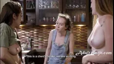 Играть Шлюшка трахает сексуального ученика сантехника - Саманта Рейнс, Спенсер Брэдли