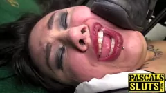 Reproducir El duro encuentro BDSM de la BBW británica Lily: Garganta profunda llena de semen y estilo perrito