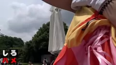 Reproduzir Fodendo ao ar livre com uma MILF fofa e tímida
