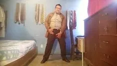 Reproduzir Meu mafioso anormal vestindo roupas fetiches