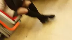 Oynat siyah külot aşağı