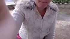 Play Big napkins wet with spend a penny we toy therein way real fetich in the garden