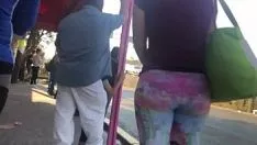 Играть Замедлить жестикулирующую задницу на улице Sshoetreet