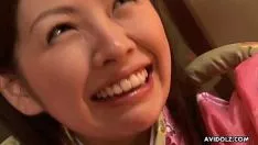 Abspielen Kostbare asiatische Jugendliche, die sie mit einem Sexspielzeug verbockt hat